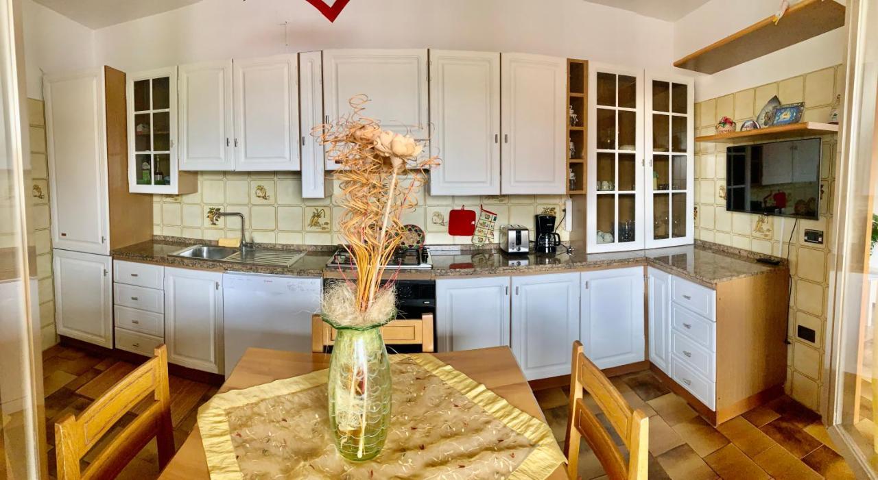 Flowery House Miglianico ภายนอก รูปภาพ